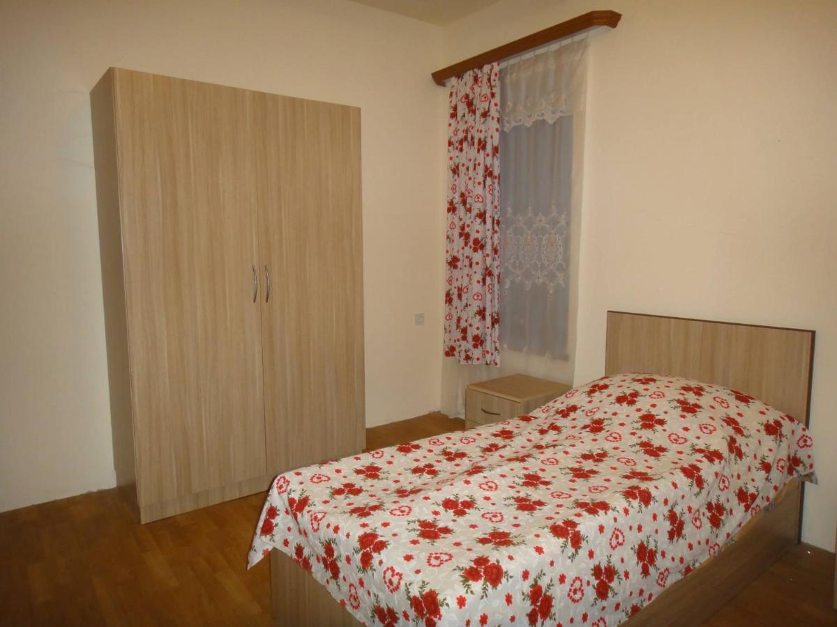 Artyomi Toon Apartment Dilijan Exterior photo